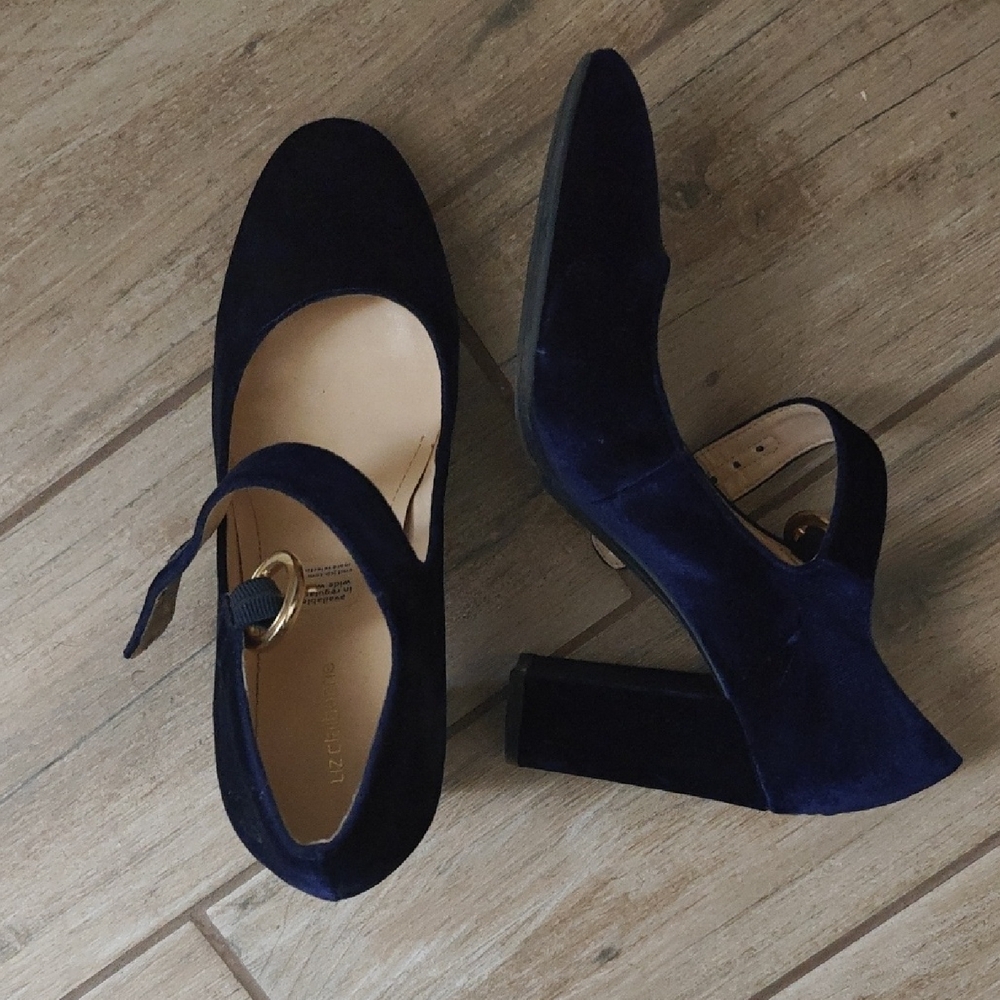 Elegant Navy Blue Women's Shoes